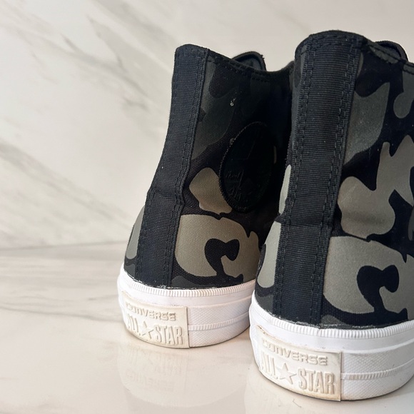 Converse Chuck Taylor 2 Men’s High Top Camo Black Gray Reflective Size 11 - Picture 2 of 15